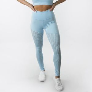 BuffBunny Posh Leggings in Arctic